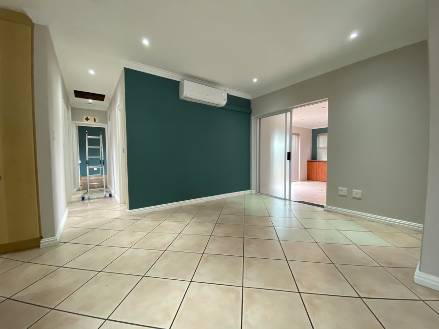 To Let 3 Bedroom Property for Rent in Parklands Western Cape